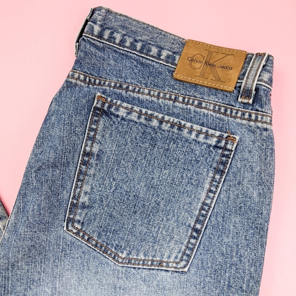 🚫SOLD🚫 VTG 90s Calvin Klein flare jeans - Picture 3 of 8